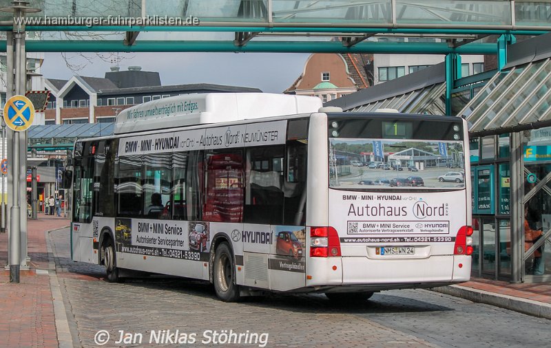 14) 2406-83,VHH-SWN,JNS.jpg